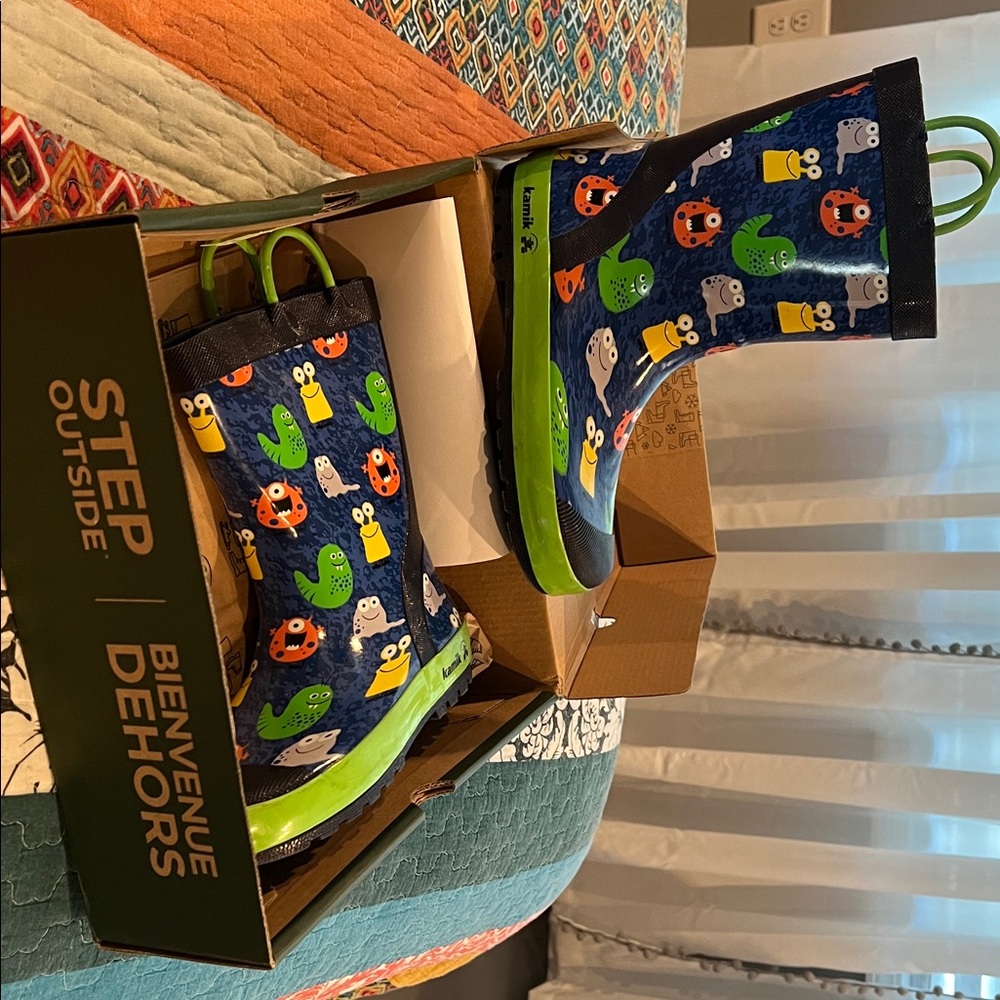 Kamik Kids' Blue and Green Patterned Rain Boots